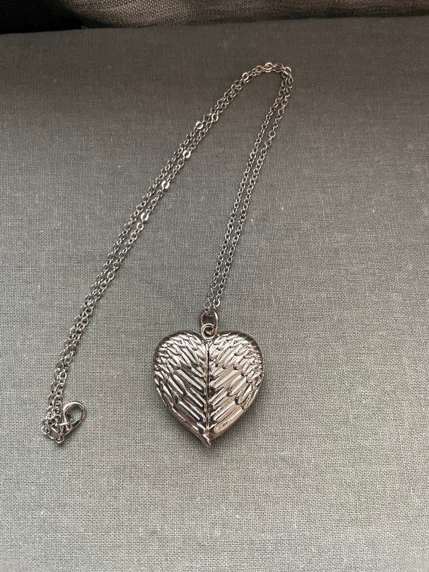 Angel Wing Love Heart necklace